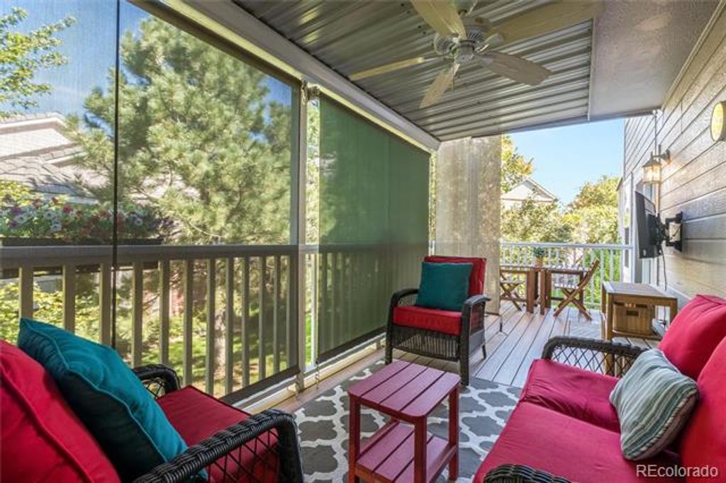 Image 9 of property listing at 9476 Southern Hills Circle, Lone Tree, CO 80124