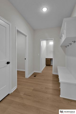 4119 S 213th Street, Elkhorn, NE 68022