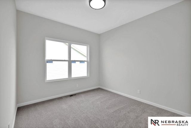 4119 S 213th Street, Elkhorn, NE 68022