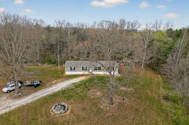 550 Center Point Acres, N, Walling, TN 38587