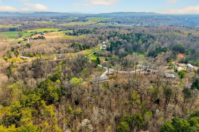 550 Center Point Acres, N, Walling, TN 38587