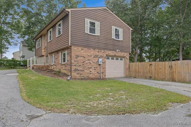 121 Hollyberry Ln, Prince George, VA 23875