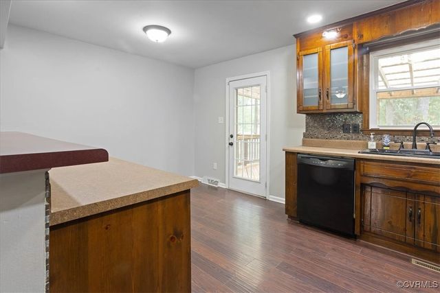 121 Hollyberry Ln, Prince George, VA 23875