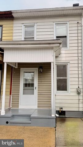 1036 GUILFORD ST, Lebanon, PA 17046