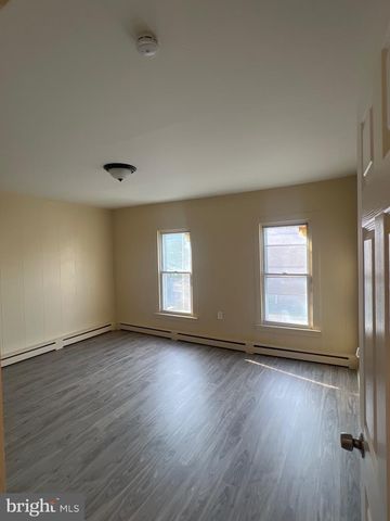 1036 GUILFORD ST, Lebanon, PA 17046