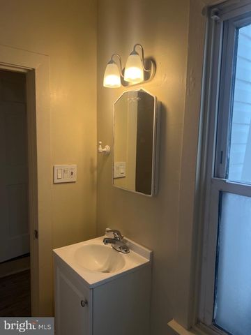1036 GUILFORD ST, Lebanon, PA 17046