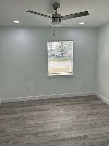 335 NW Hollywood Boulevard, Fort Walton Beach, FL 32548