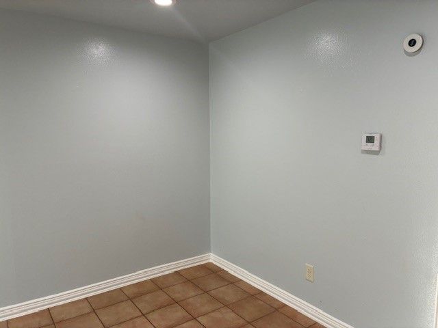 425 S Oak Street 101, Arlington, TX 76010