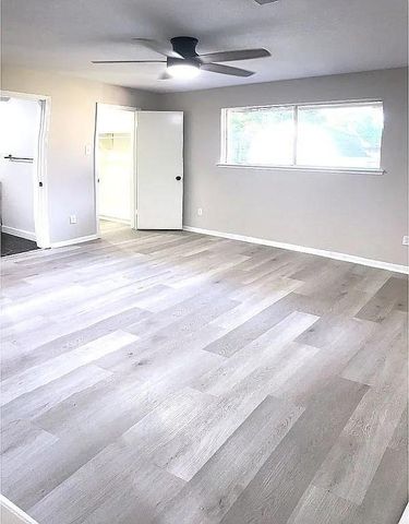7218 Stonegate Drive, Houston, TX 77040