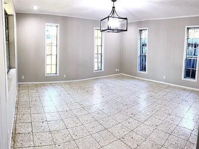 7218 Stonegate Drive, Houston, TX 77040