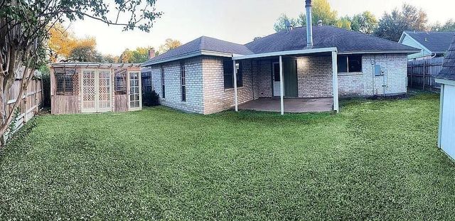 7218 Stonegate Drive, Houston, TX 77040