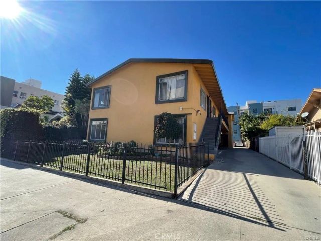 1433 N Bronson Avenue 2, Hollywood, CA 90028