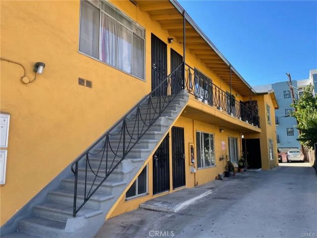 1433 N Bronson Avenue 2, Hollywood, CA 90028