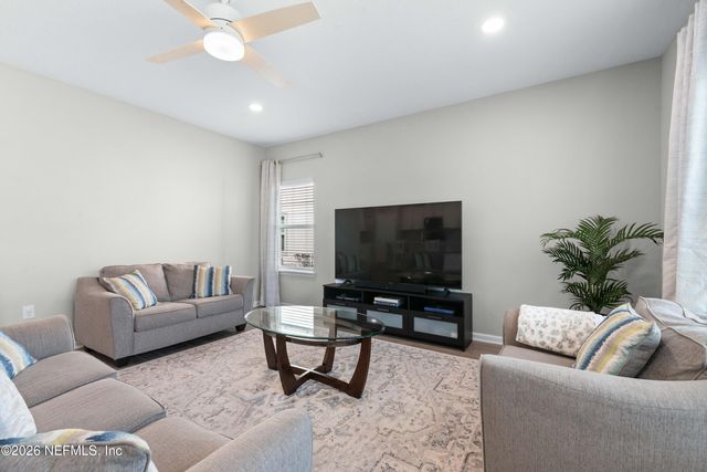 3906 HEATHERBROOK Place, Middleburg, FL 32068