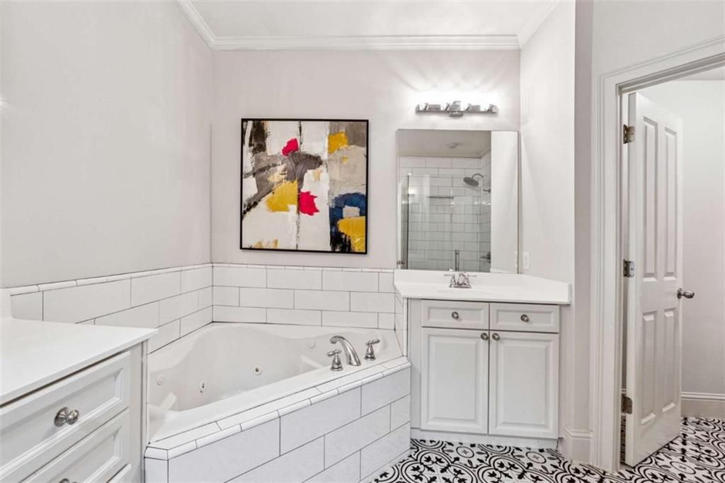 Image 19 of property listing at 10296 Quadrant Court, Alpharetta, GA 30022