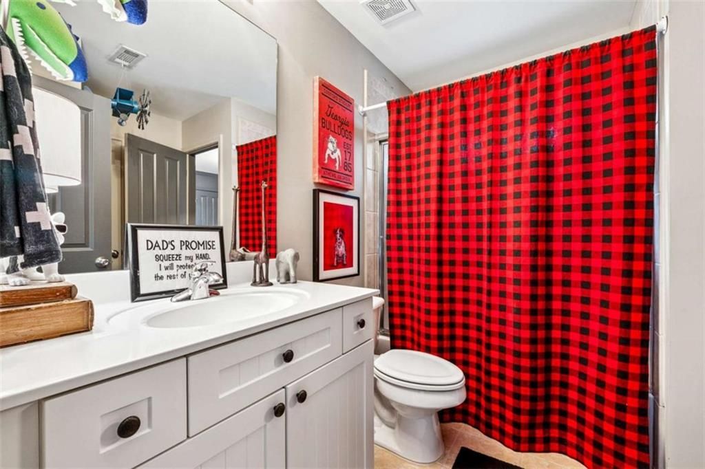 Image 21 of property listing at 10296 Quadrant Court, Alpharetta, GA 30022