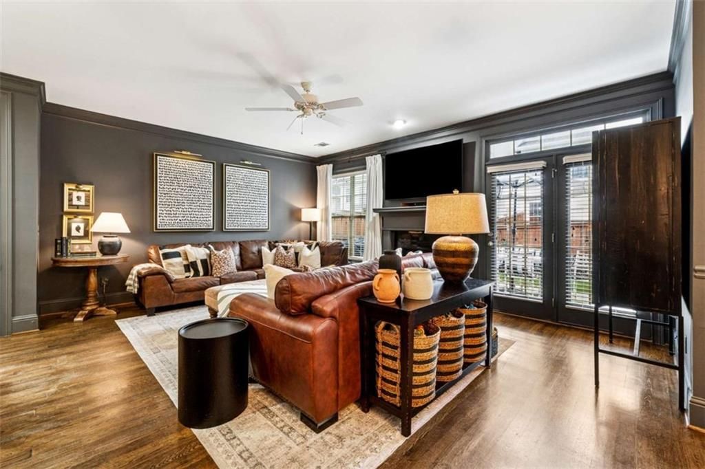 Image 5 of property listing at 10296 Quadrant Court, Alpharetta, GA 30022