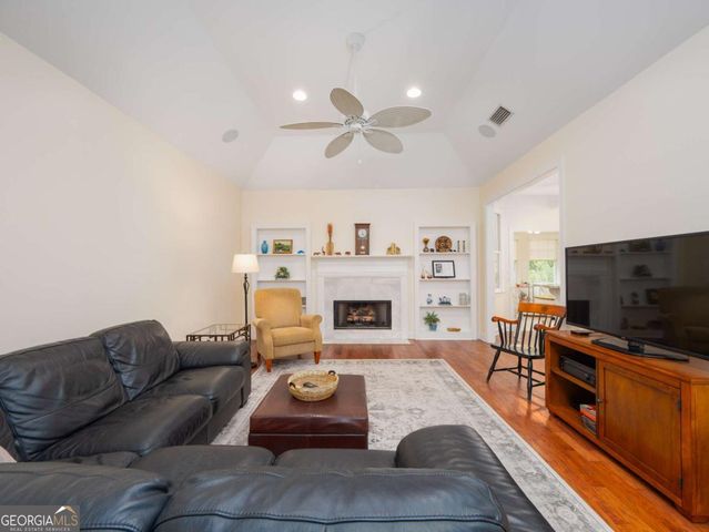 317 Commons Road, St. Simons, GA 31522