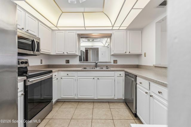 190 Escambia Lane 403, Cocoa Beach, FL 32931