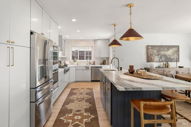 114 Golden Hind Psge, Corte Madera, CA 94925