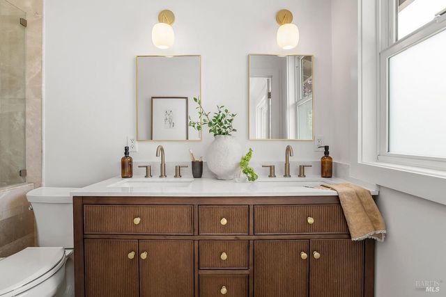 114 Golden Hind Psge, Corte Madera, CA 94925