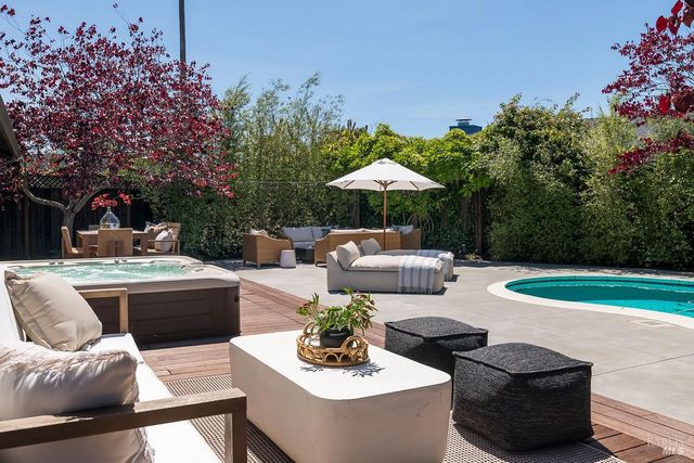 114 Golden Hind Psge, Corte Madera, CA 94925