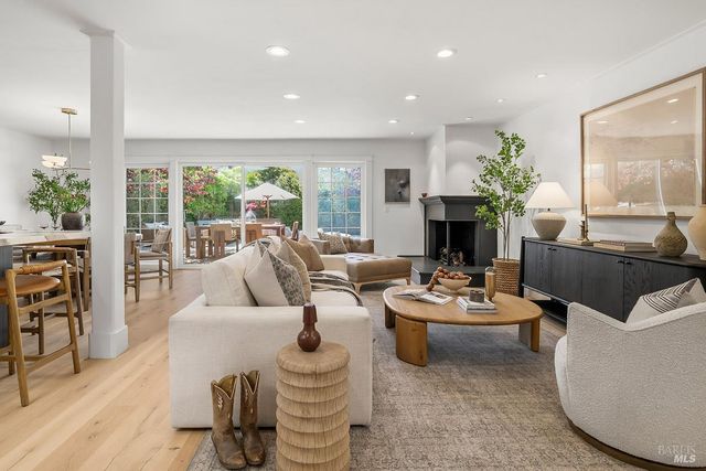 114 Golden Hind Psge, Corte Madera, CA 94925