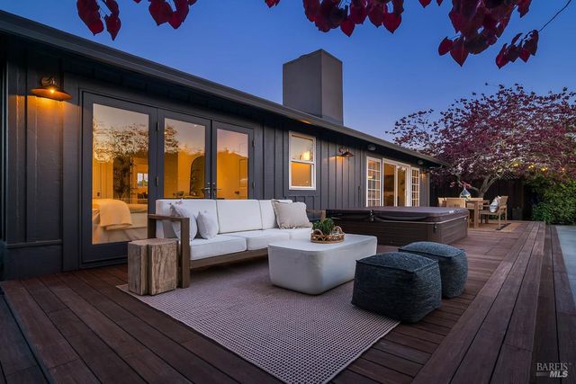 114 Golden Hind Psge, Corte Madera, CA 94925