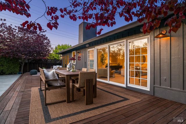 114 Golden Hind Psge, Corte Madera, CA 94925