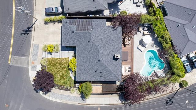114 Golden Hind Psge, Corte Madera, CA 94925