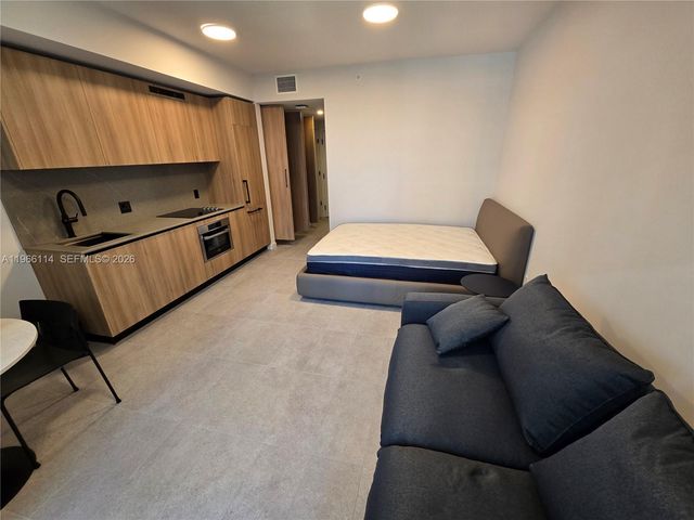 121 NE 5 ST 709, Miami, FL 33132