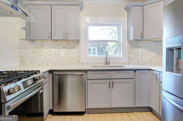 415 E 10th Street, Rome, GA 30161