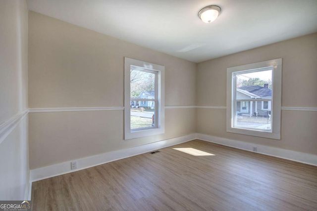 415 E 10th Street, Rome, GA 30161