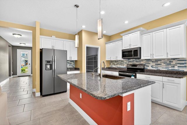 7428 RIDGELAKE CIRCLE, Bradenton, FL 34203