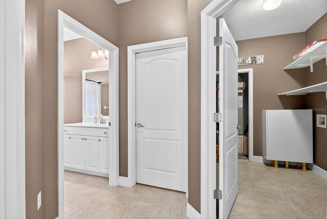 7428 RIDGELAKE CIRCLE, Bradenton, FL 34203