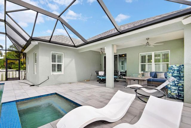 7428 RIDGELAKE CIRCLE, Bradenton, FL 34203
