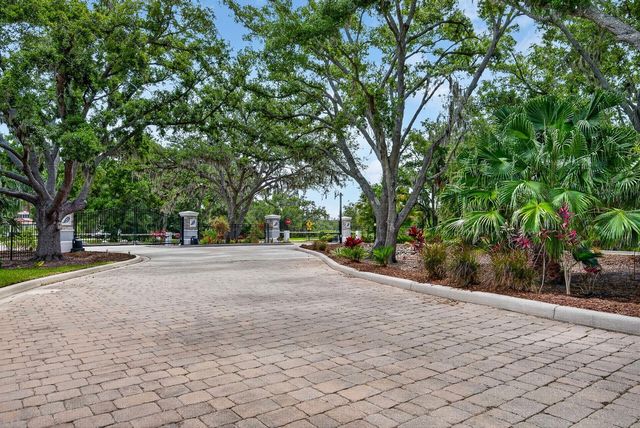 7428 RIDGELAKE CIRCLE, Bradenton, FL 34203