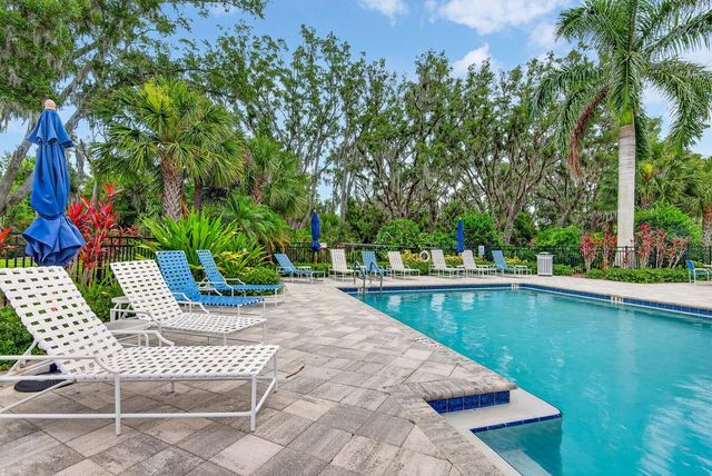 7428 RIDGELAKE CIRCLE, Bradenton, FL 34203