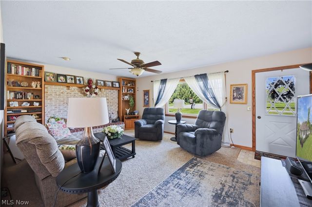 15793 W Garfield Road, Salem, OH 44460