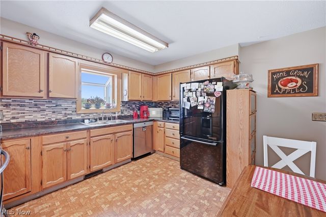 15793 W Garfield Road, Salem, OH 44460