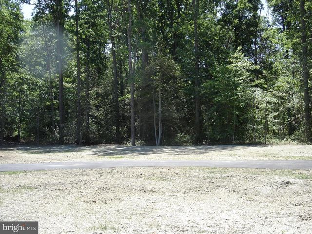 1306 COMMISSIONERS RD, Mullica Hill, NJ 08062