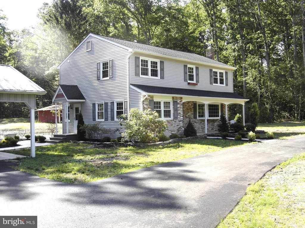1306 COMMISSIONERS RD, Mullica Hill, NJ 08062