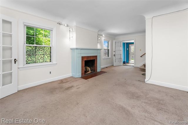 433 Kings Highway, Wyandotte, MI 48192