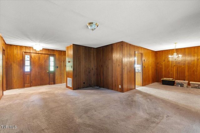 620 Valley Avenue, Erwin, TN 37650