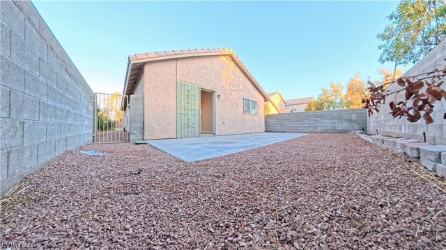 5591 Doubleday Street, Las Vegas, NV 89118