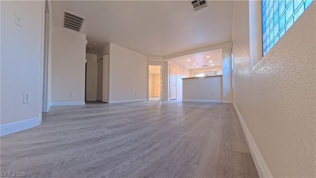 5591 Doubleday Street, Las Vegas, NV 89118