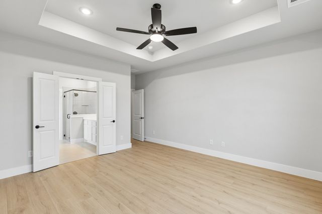 331 Wagon Trail, Waxahachie, TX 75165
