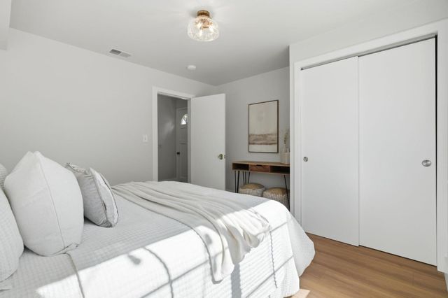 566 Everett Avenue, Palo Alto, CA 94301