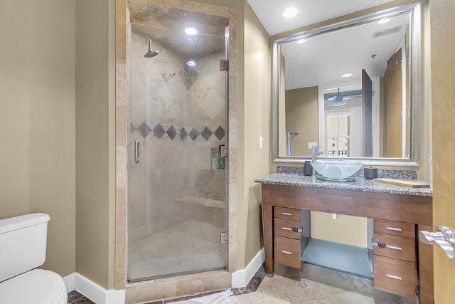 150 Bee Street 516, Charleston, SC 29401