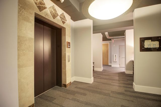 150 Bee Street 516, Charleston, SC 29401